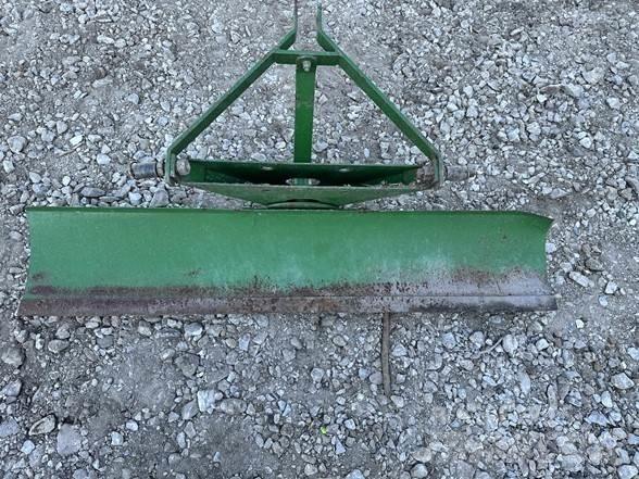 John Deere 60 Greyder biçaklari