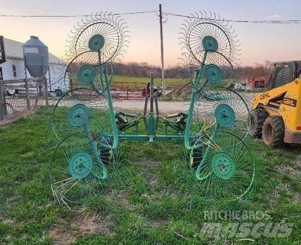 John Deere 702 Kombine tirmiklar