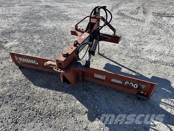 Rhino R800 Diger traktör aksesuarlari