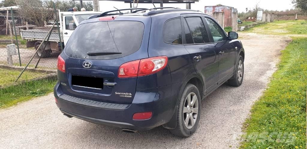 Hyundai SANTA FE Otomobiller