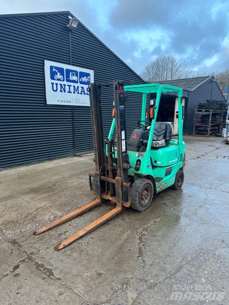 Mitsubishi FG 15 LPG'li forkliftler