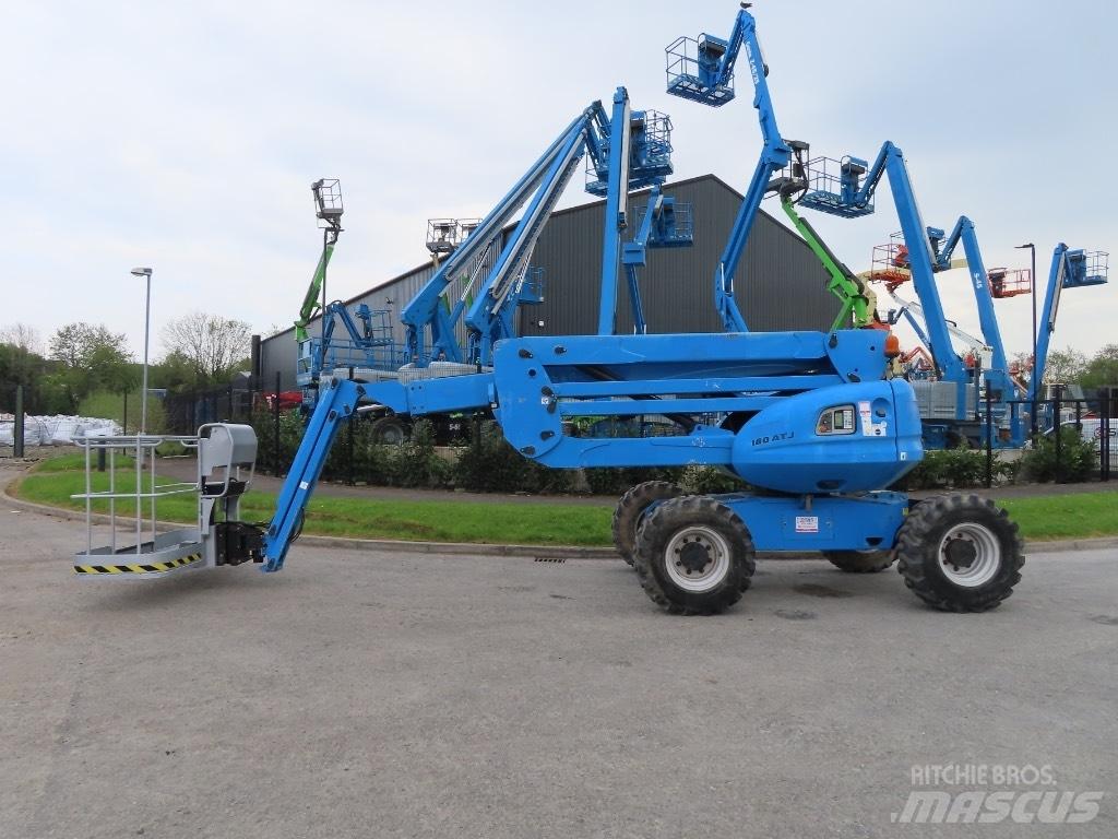 Manitou 180 ATJ Körüklü personel platformları