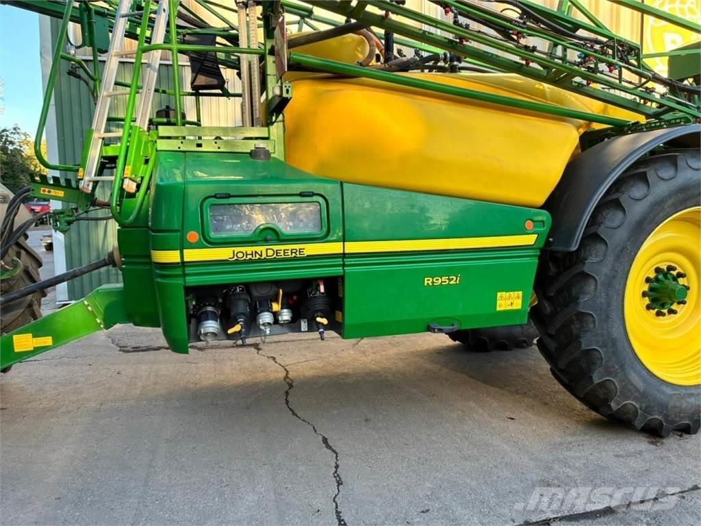John Deere R952i Çekilir pülverizatörler