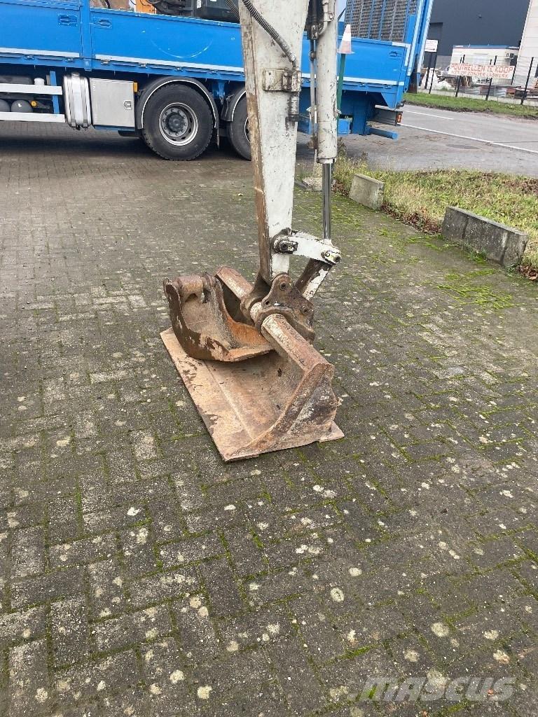 Takeuchi TB 235 Mini ekskavatörler, 7 tona dek