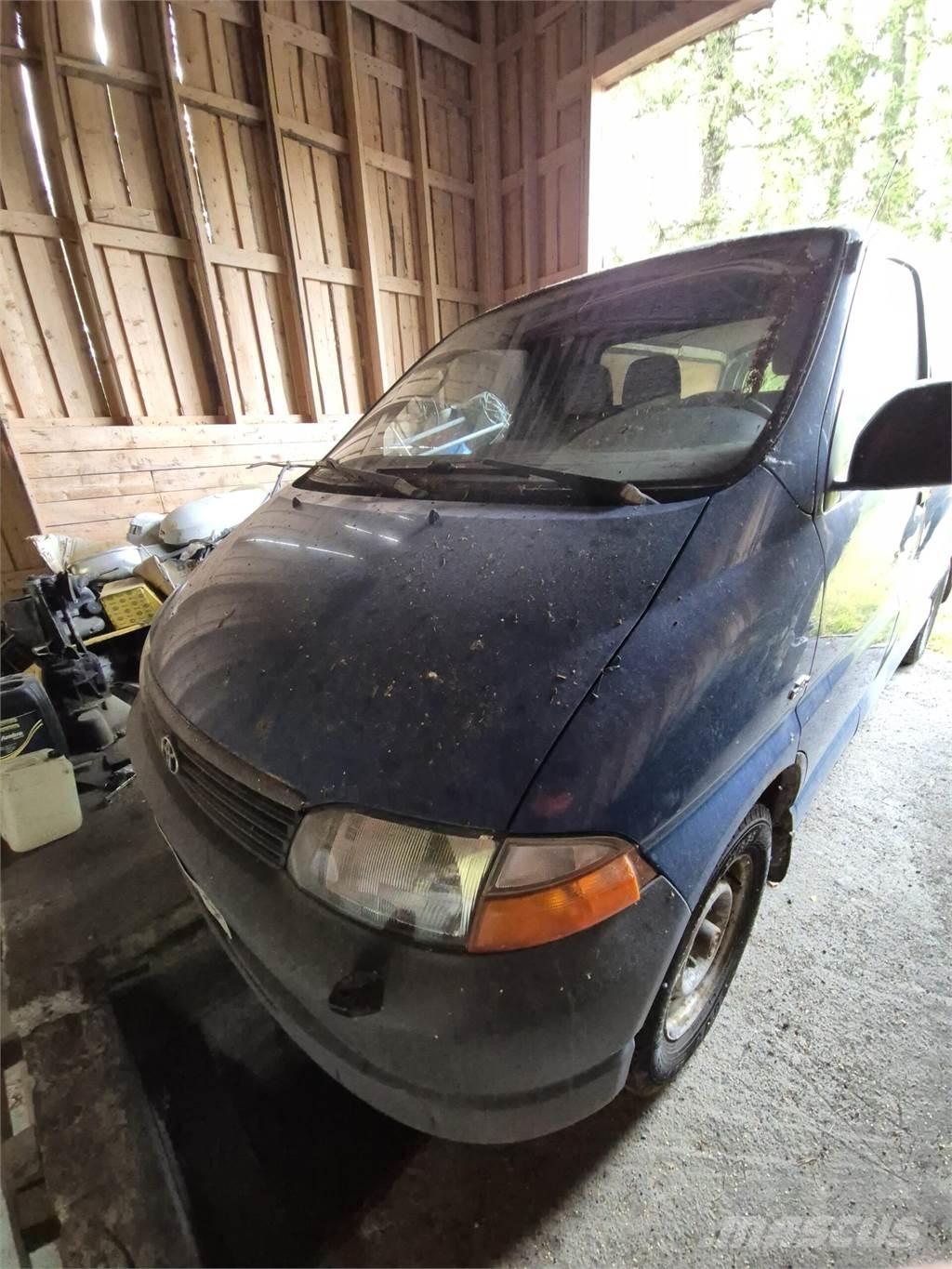 Toyota Hiace Panel vanlar