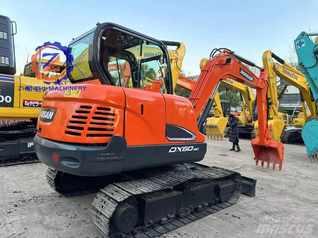 Doosan DX 60 Mini ekskavatörler, 7 tona dek