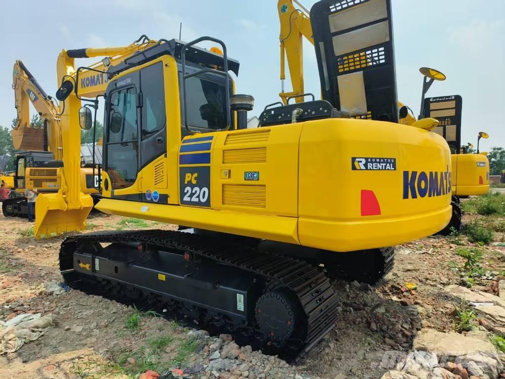 Komatsu PC 220-8 Paletli ekskavatörler