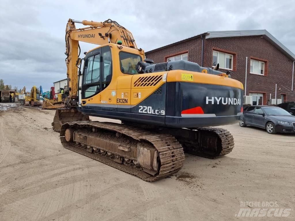 Hyundai R 220 LC-9 A Paletli ekskavatörler