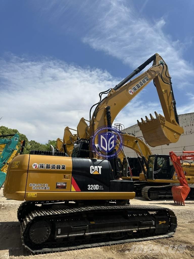 CAT CAT323 Paletli ekskavatörler