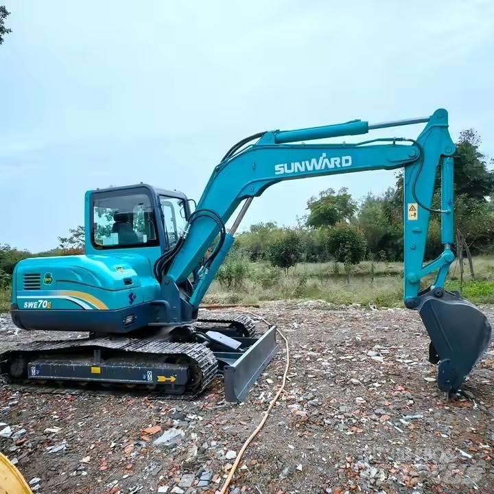 Sunward SWE70 Paletli ekskavatörler