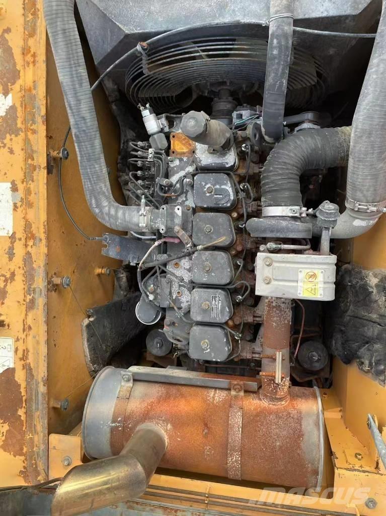 Hyundai 210W-9 Lastik tekerli ekskavatörler
