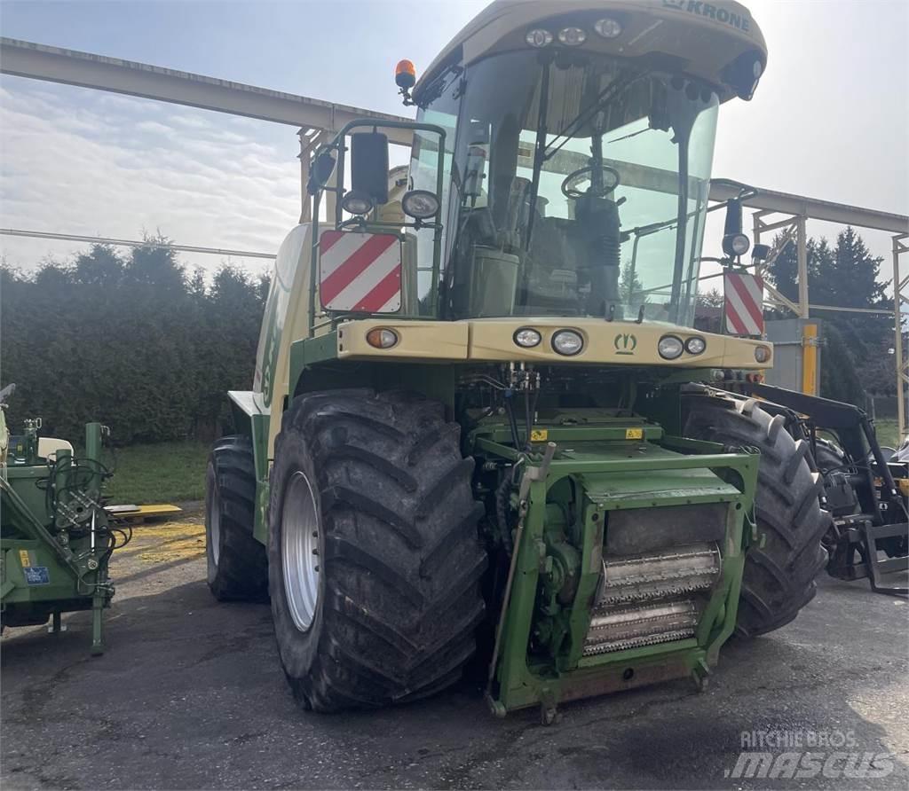 Krone BIG X 700 Kendi yürür silaj makinalari
