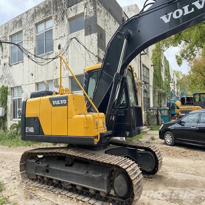 Volvo EC 140 DL Paletli ekskavatörler