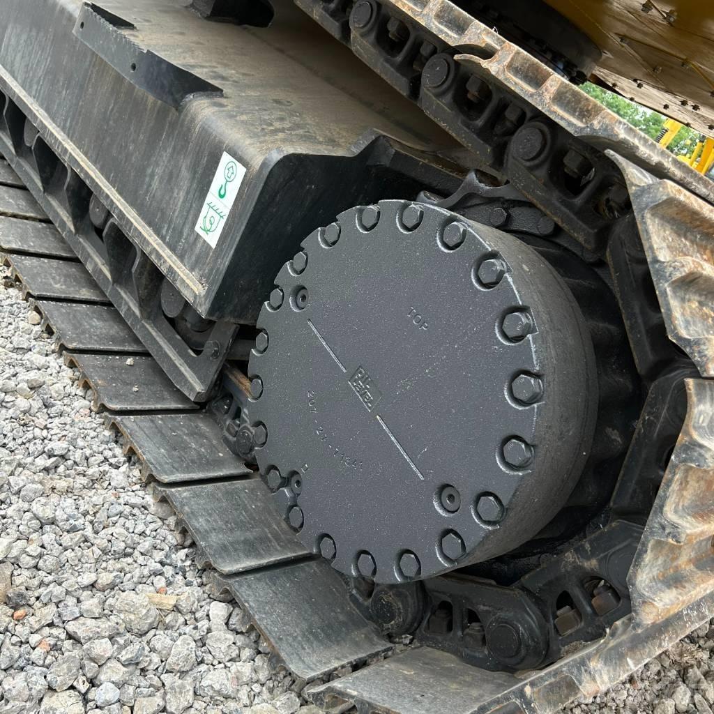 Komatsu 360-8 Paletli ekskavatörler