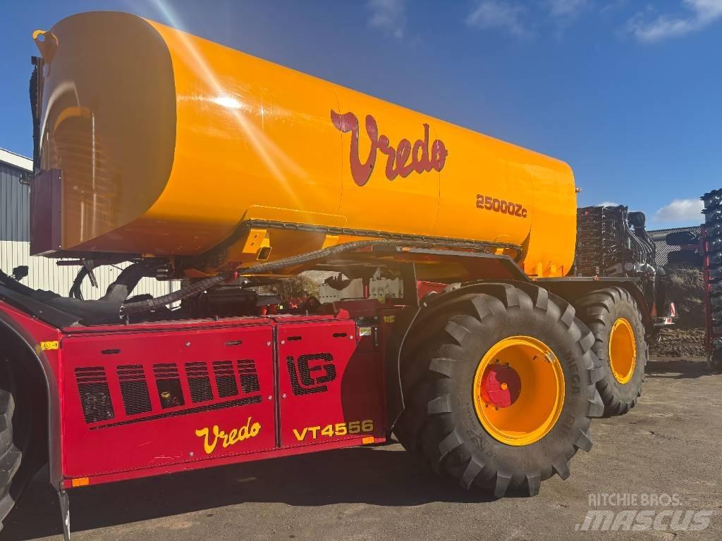 Vredo VT4656 Sivi gübre ve ilaç tankerleri