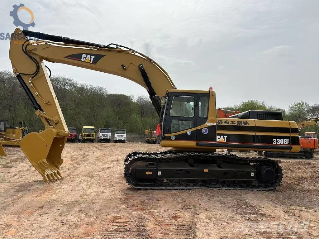 CAT 330 B Paletli ekskavatörler