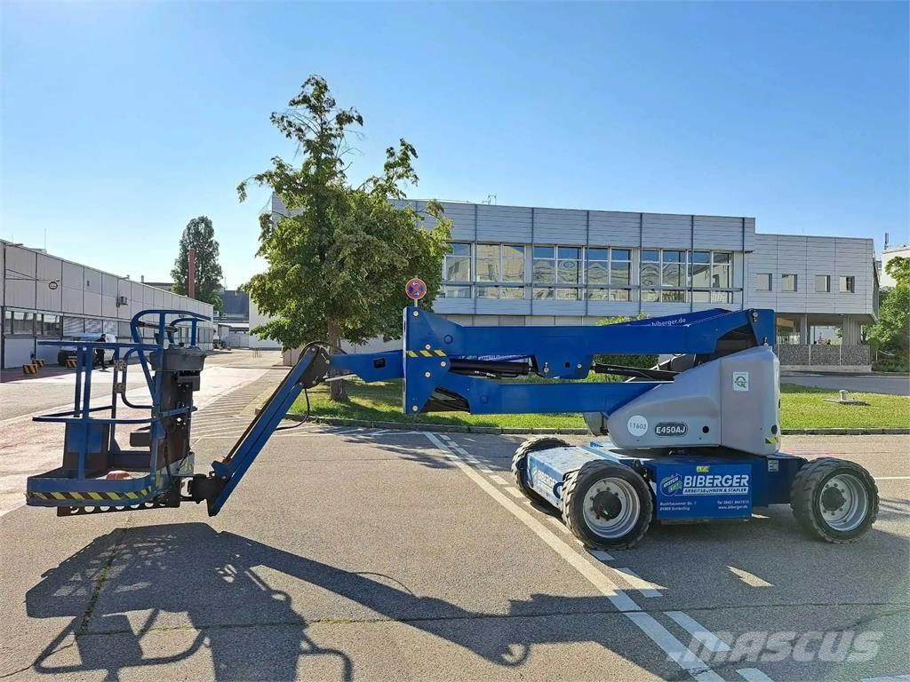 JLG E450AJ Körüklü personel platformları