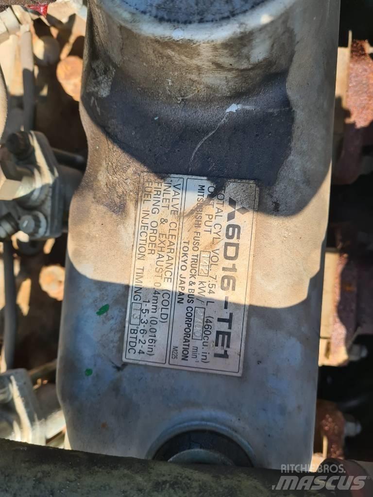 Kobelco 7045 Paletli vinçler