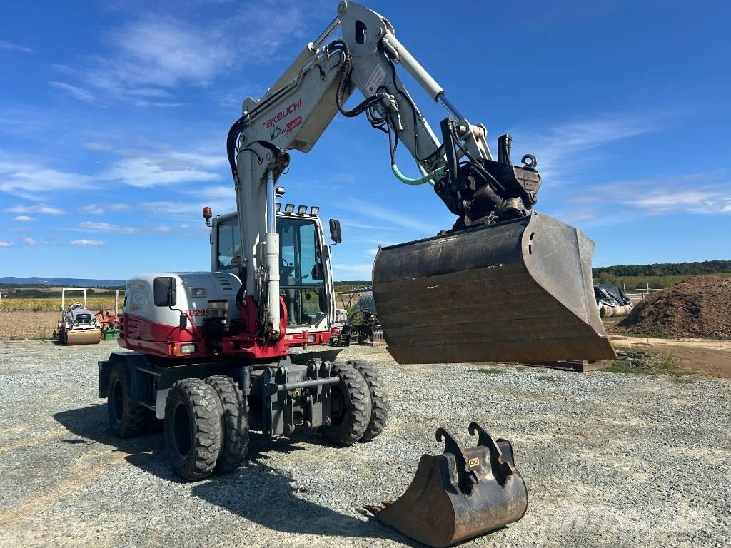 Takeuchi TB 295 W Lastik tekerli ekskavatörler