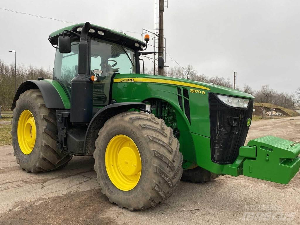 John Deere 8370R Traktörler