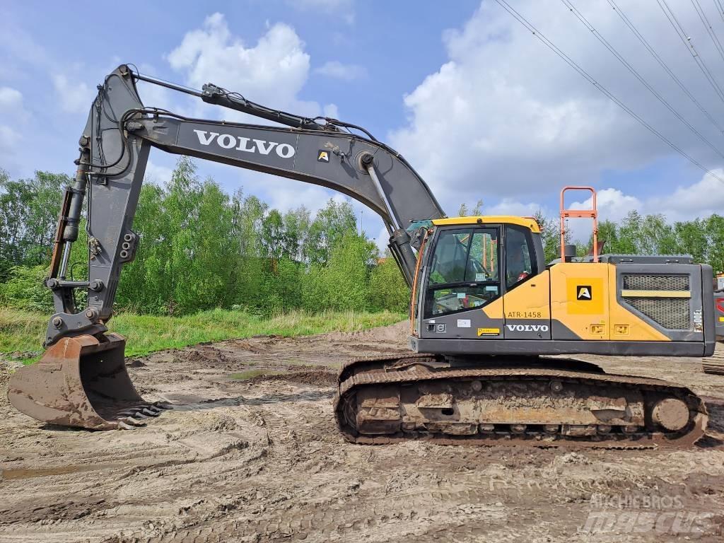 Volvo EC300EL Paletli ekskavatörler