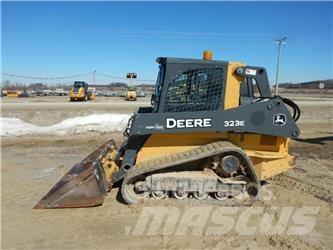 John Deere 323E Skid steer loderler