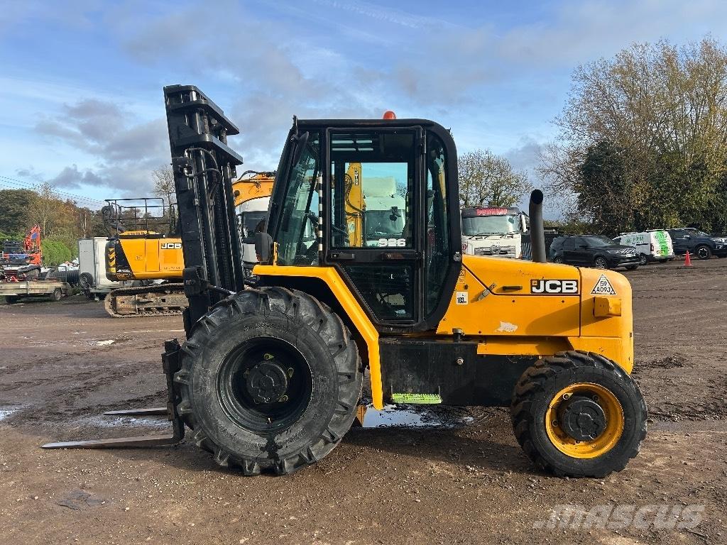 JCB 926 Arazi tipi forklift
