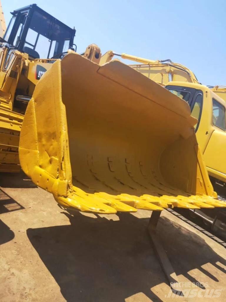 CAT 973 Paletli yükleyiciler