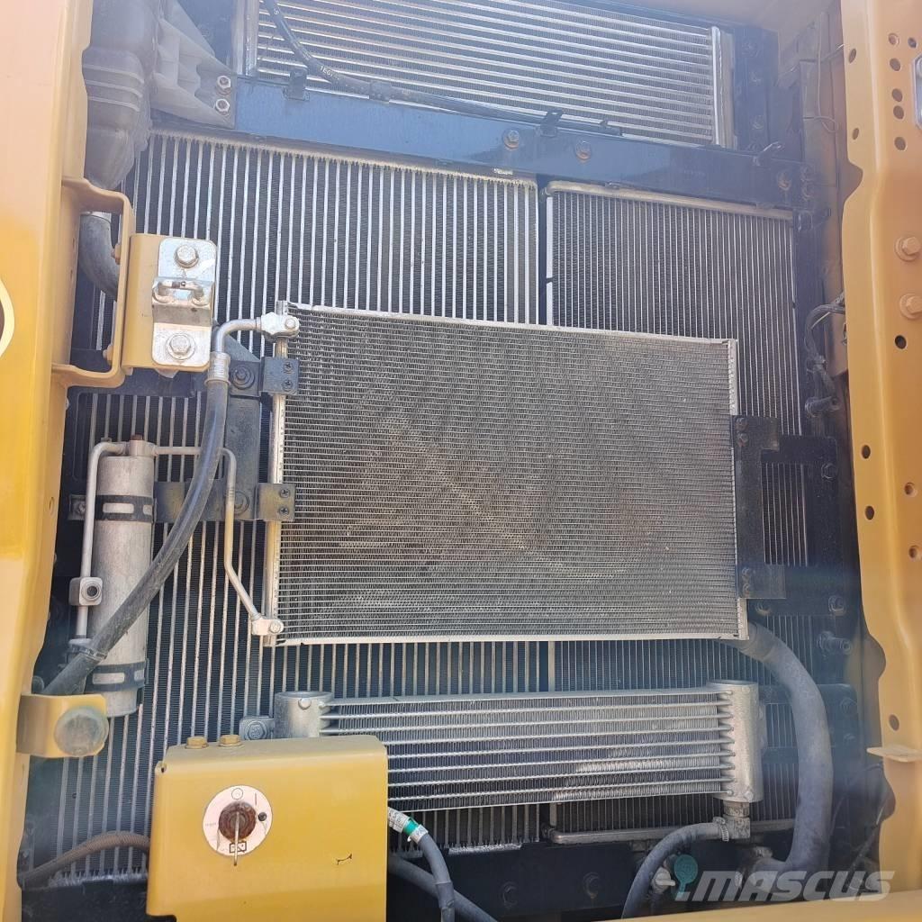 CAT 330 GC Paletli ekskavatörler