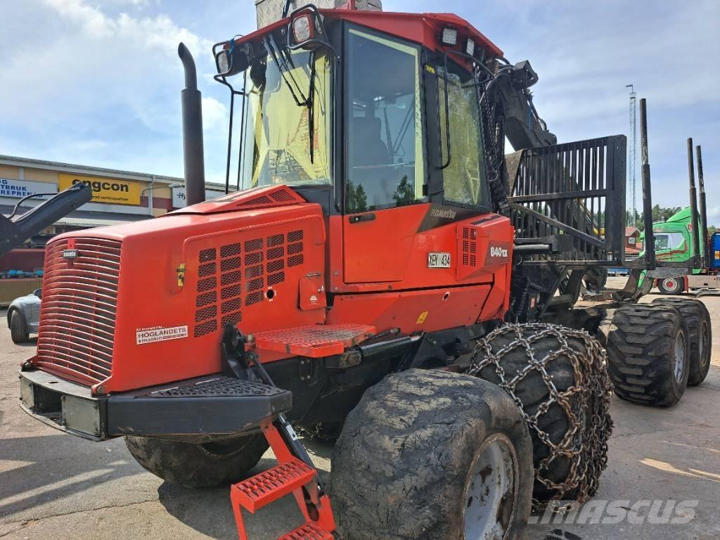 Komatsu 840 TX Tomruk yükleyici traktörler
