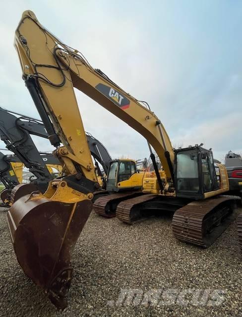 CAT 330FL Paletli ekskavatörler