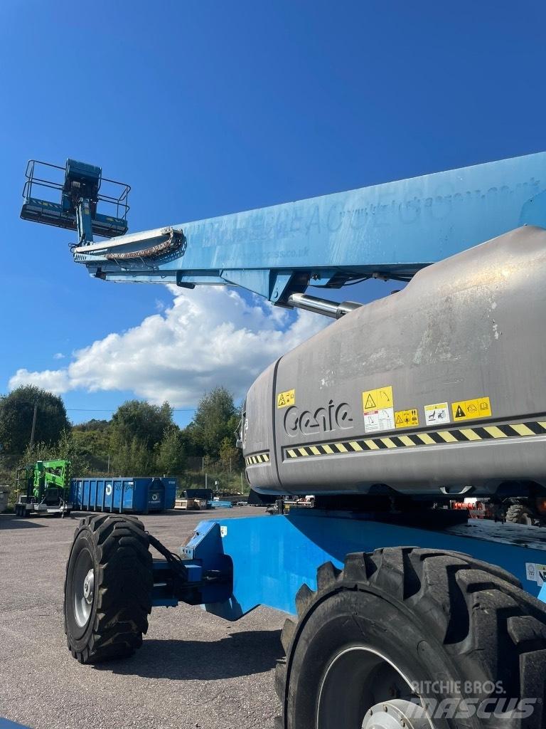 Genie S 125 Körüklü personel platformları