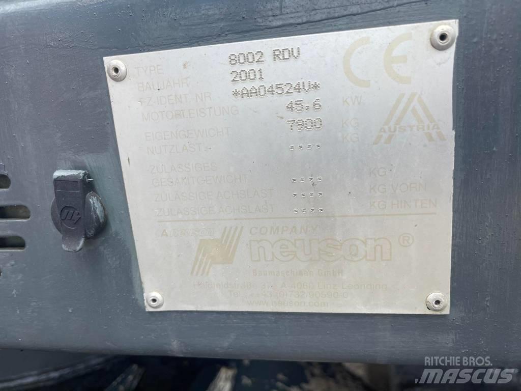Neuson 8002 RDU Paletli ekskavatörler