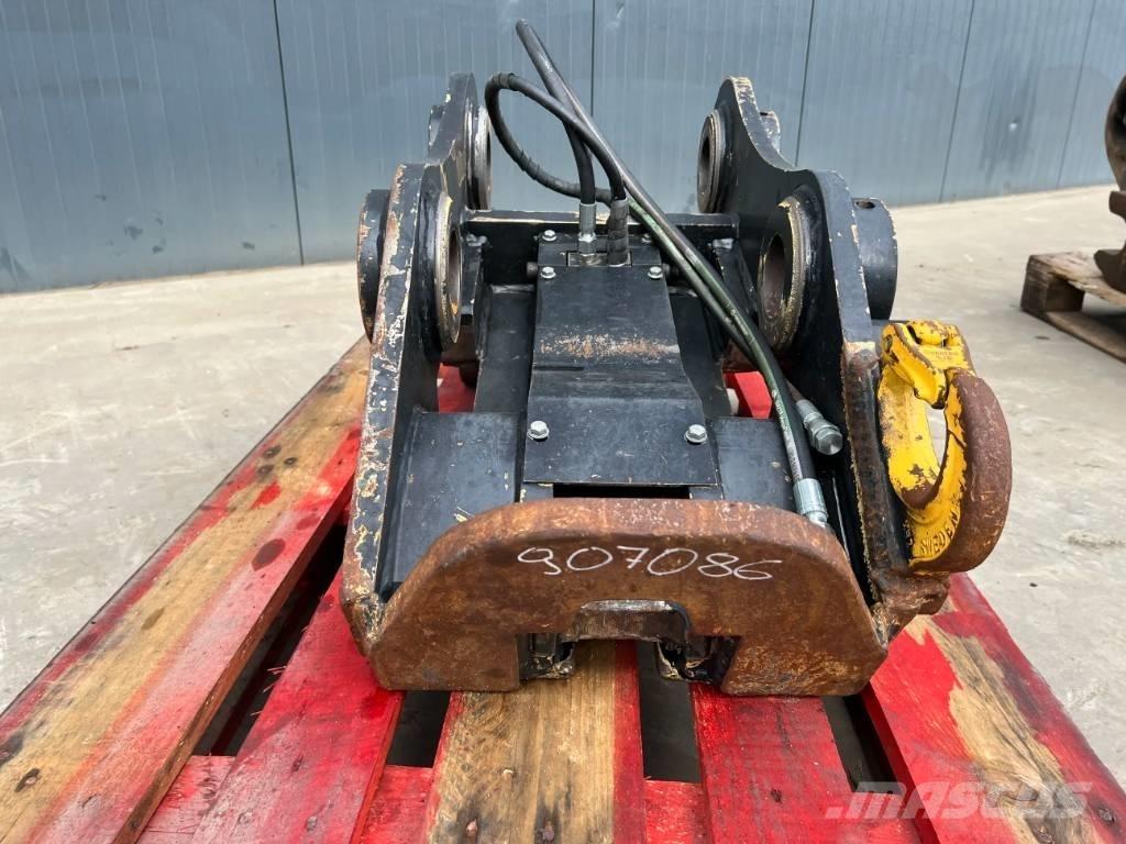 Volvo S1 - 323D Quick connectors