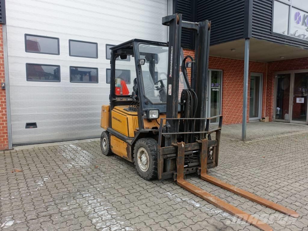 Jungheinrich DFG 25 Dizel forkliftler