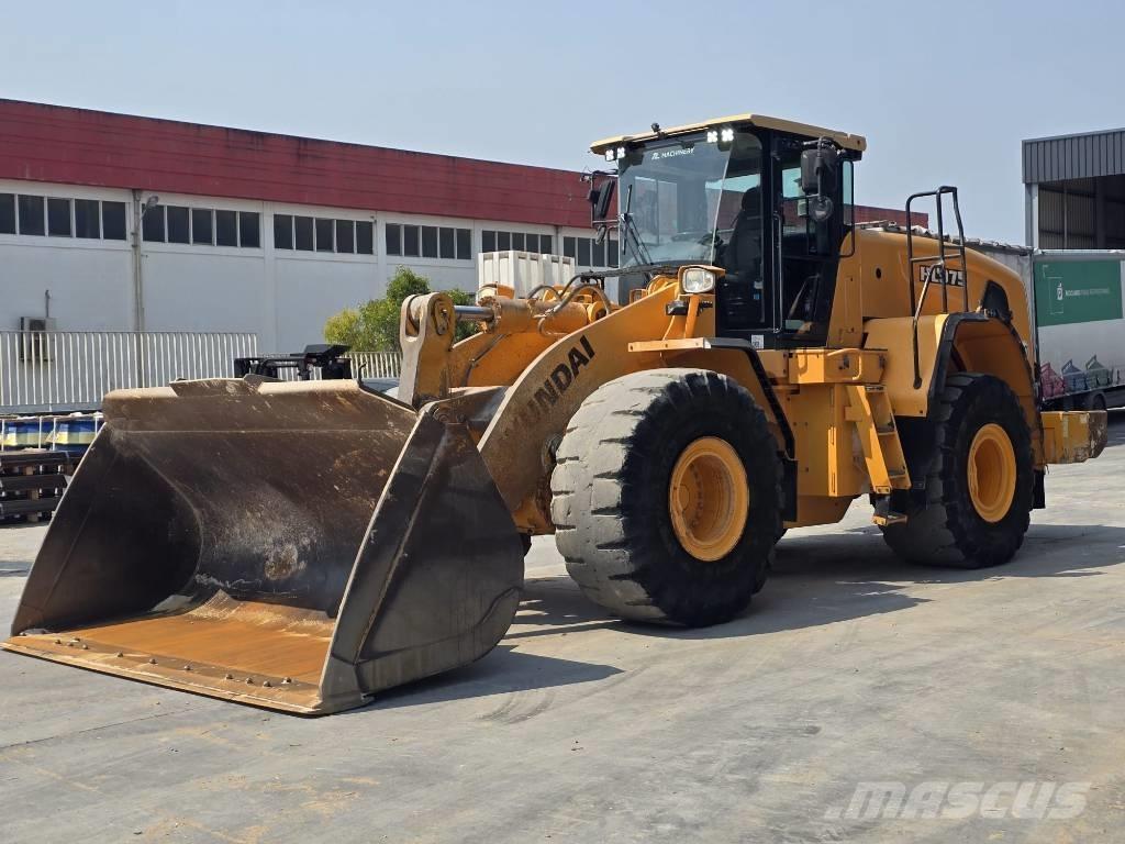 Hyundai HL 975 Tekerlekli yükleyiciler