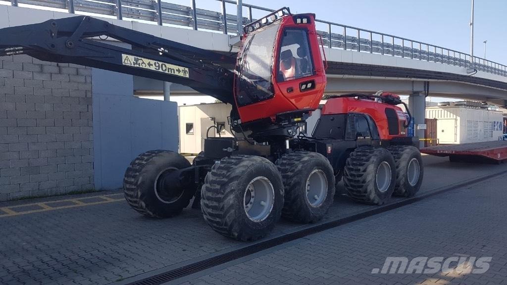 Komatsu 931 XC Biçerdöverler