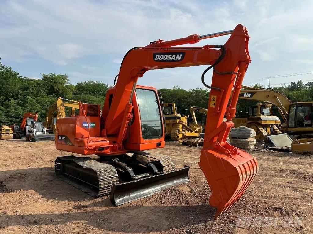 Doosan DH 80 Midi ekskavatörler 7 - 12 t
