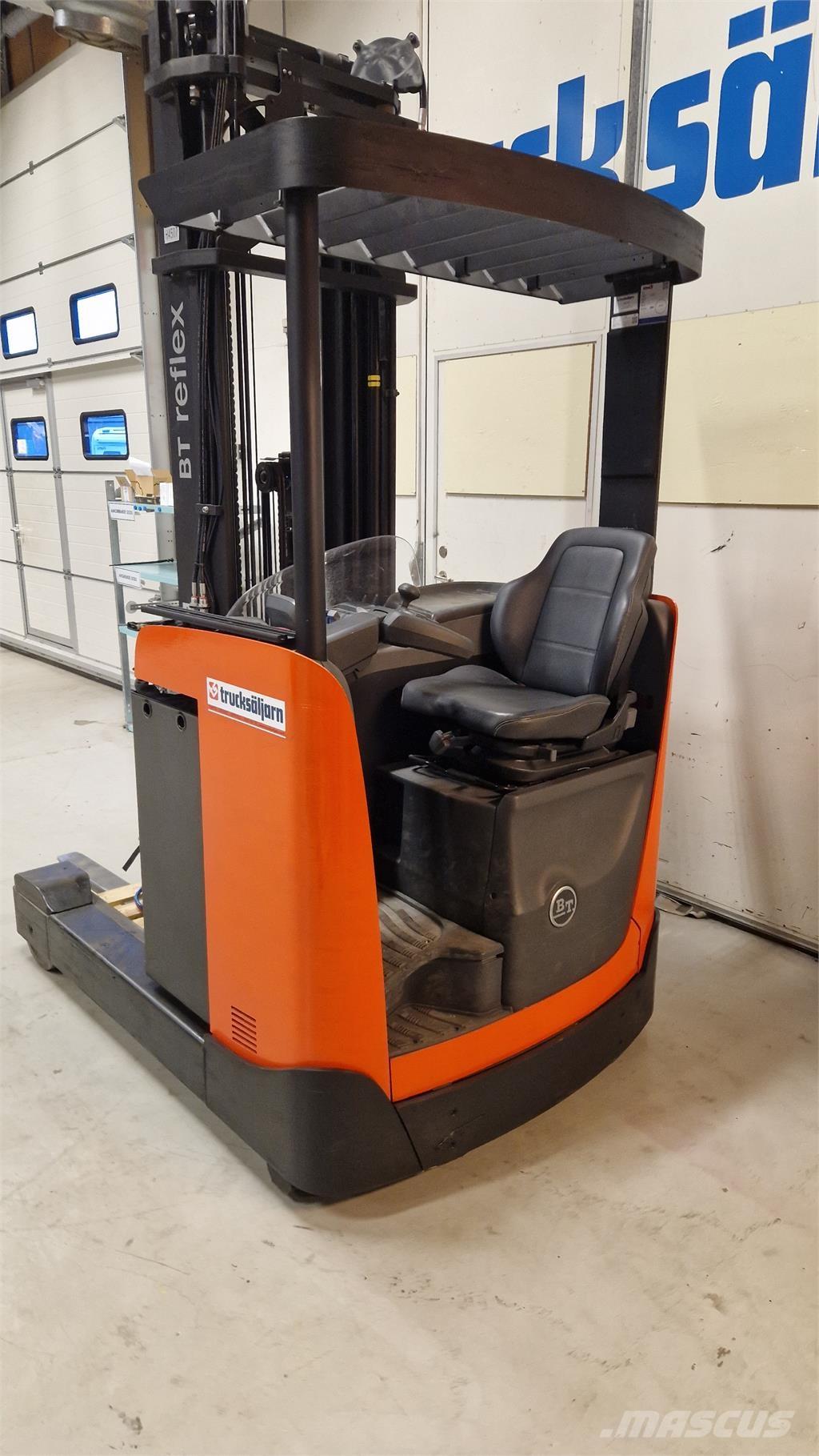 BT RRE160B Reach truck - depo içi istif araçları