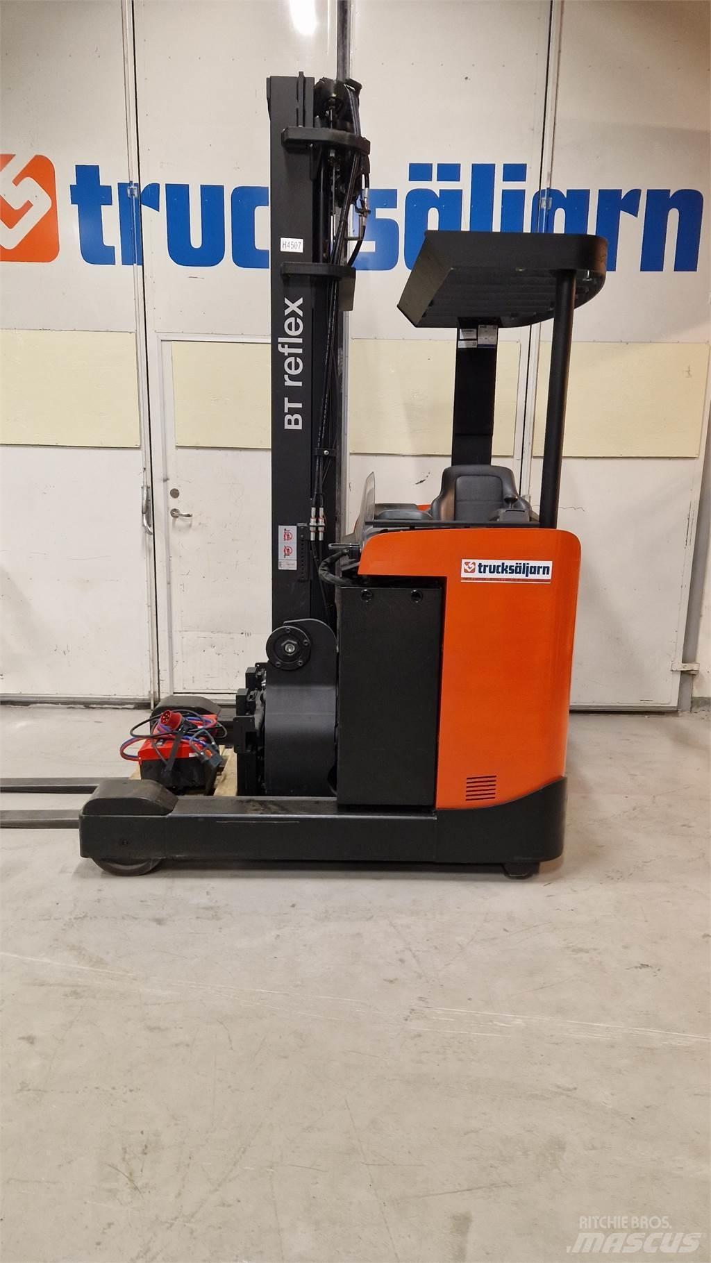 BT RRE160B Reach truck - depo içi istif araçları