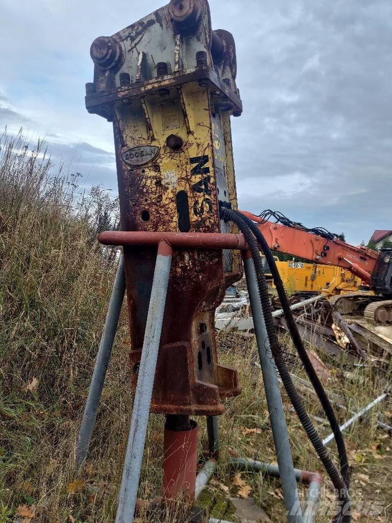Soosan SB-121-TS-P Hidrolik kırıcılar
