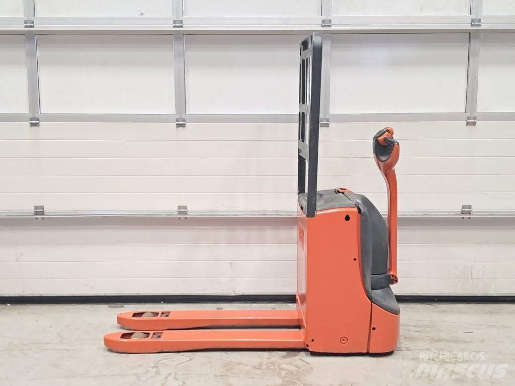 Linde T16 Düsük seviye kaldirici