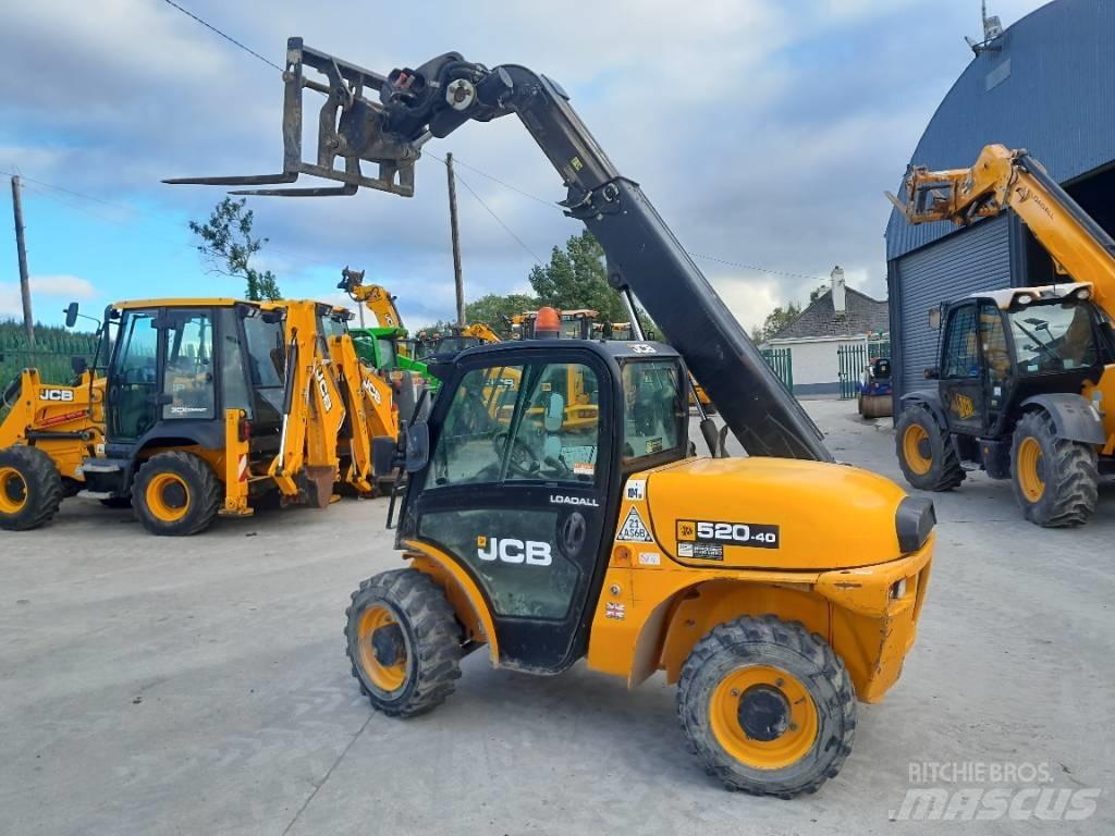 JCB 520-40 Tarimsal teleskopik yükleyiciler