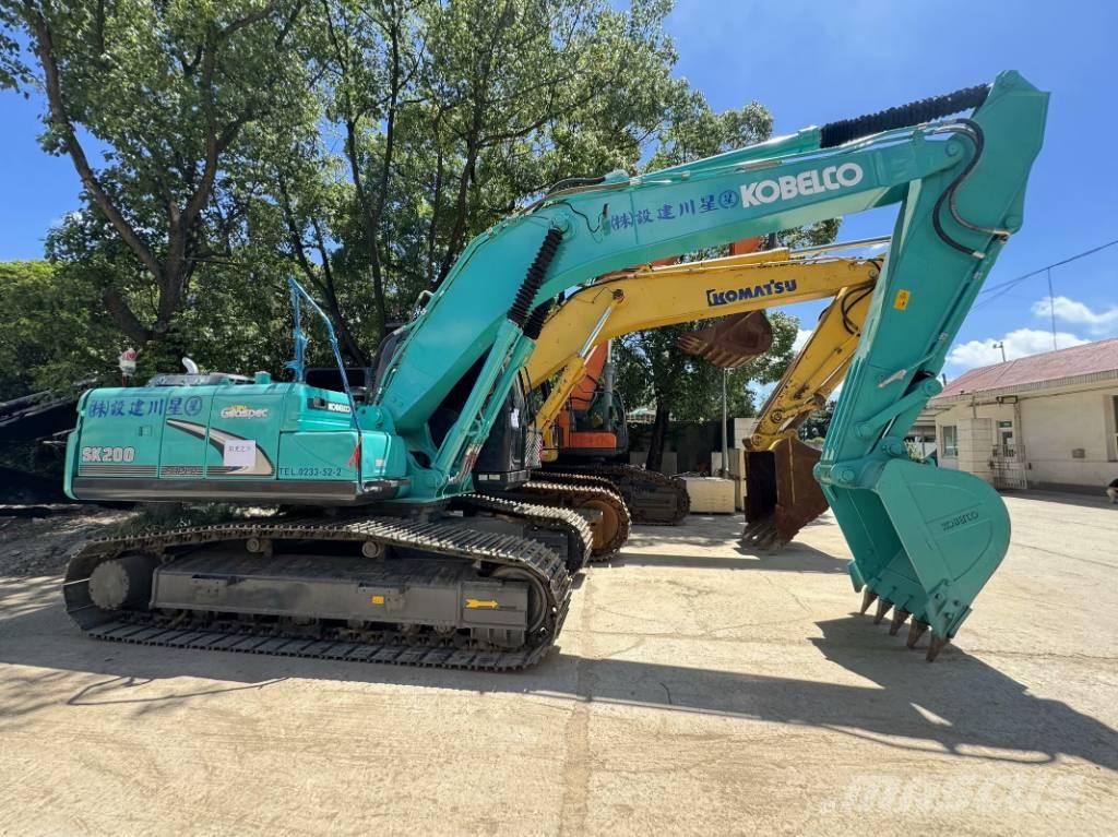 Kobelco SK200-8 Paletli ekskavatörler
