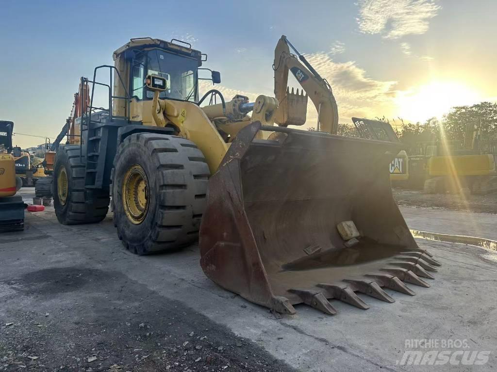 Komatsu WA 600 Tekerlekli yükleyiciler