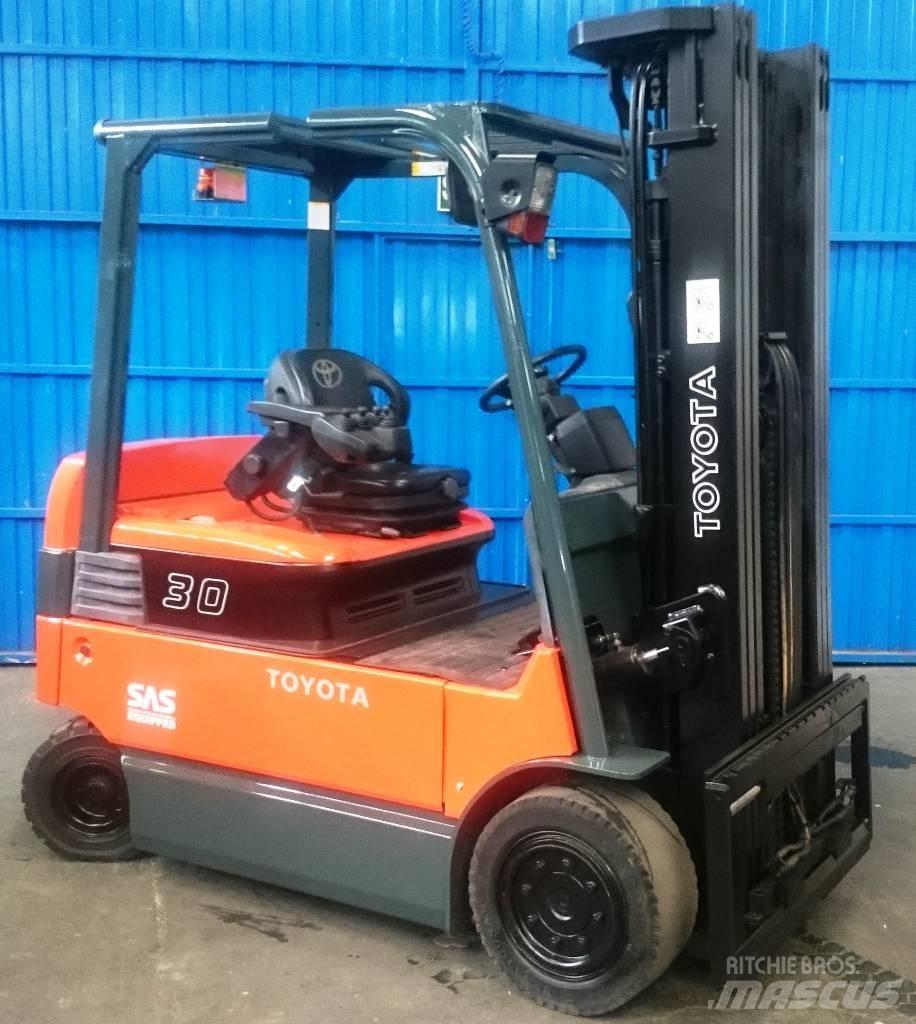 Toyota 7 FBMF 30 Elektrikli forkliftler