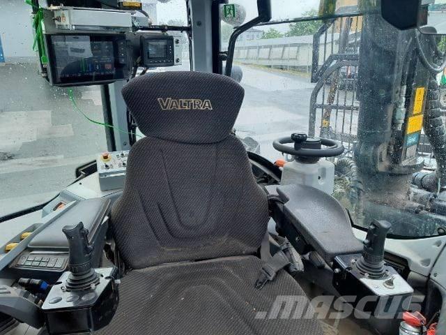 Valtra N153 Orman traktörleri
