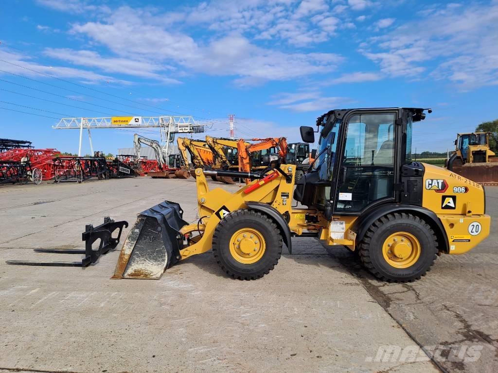 CAT 906 (Bucket+Forks) Tekerlekli yükleyiciler