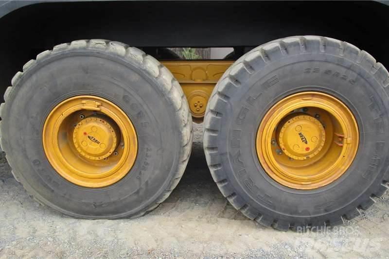 Bell B25D 23000L Diger kamyonlar