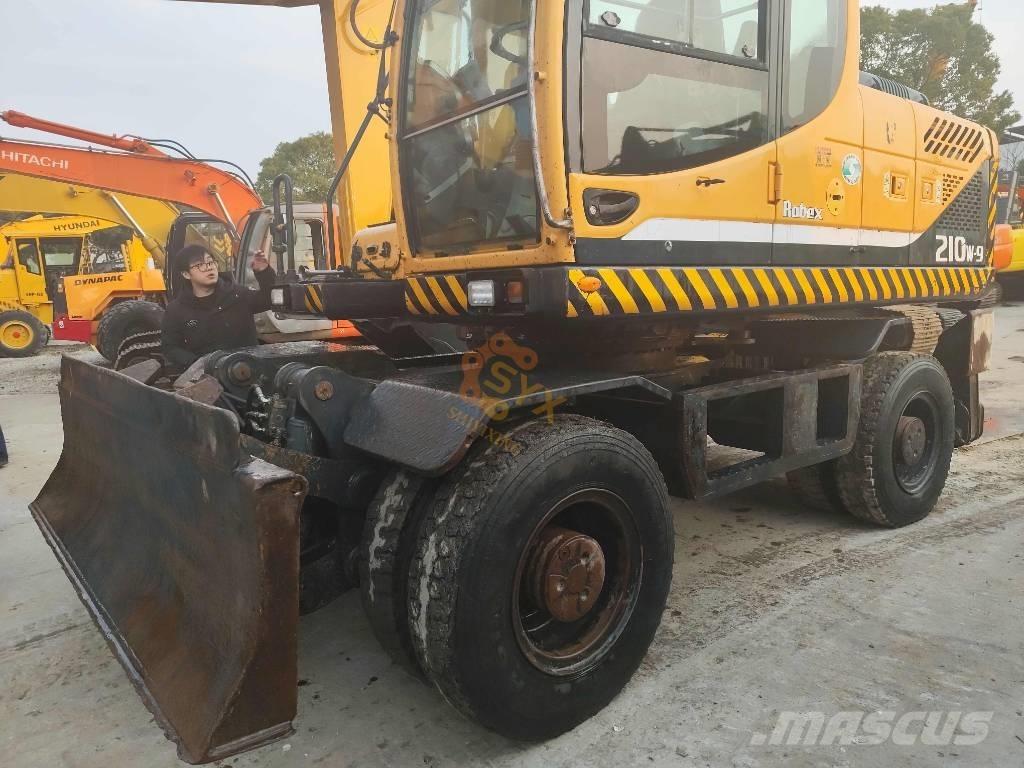 Hyundai 210W-9 Lastik tekerli ekskavatörler